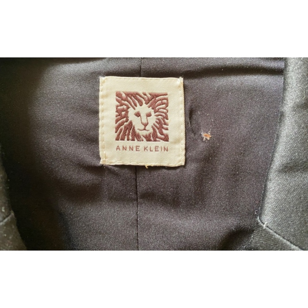 Anne Klein Notch Collar Wrap w/Full Skirt - Picture 3 of 3